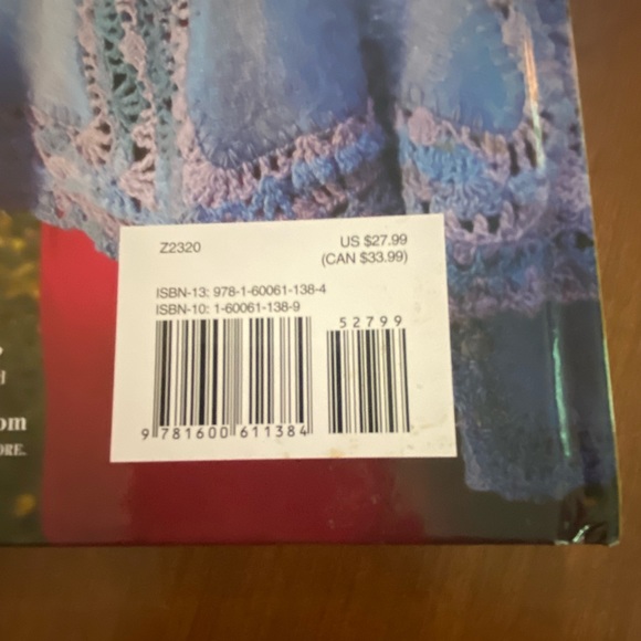 Fiber arts patterns book - Picture 3 of 16